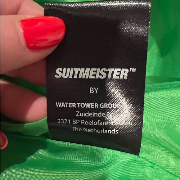 Suitmeister Festive Red Santa Blazer and pants set, size 46-48, EUC, Christmas - Picture 4 of 15